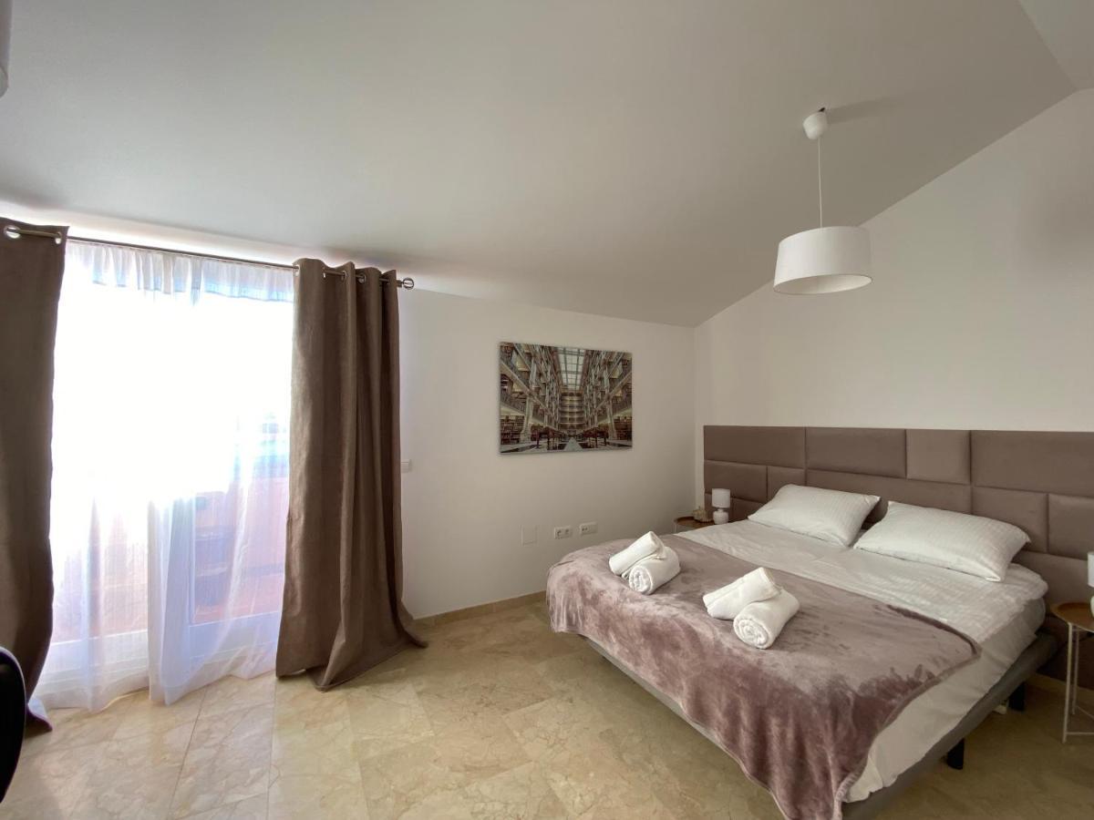 Spacious And Stylish Penthouse In Mijas El Faro Екстериор снимка
