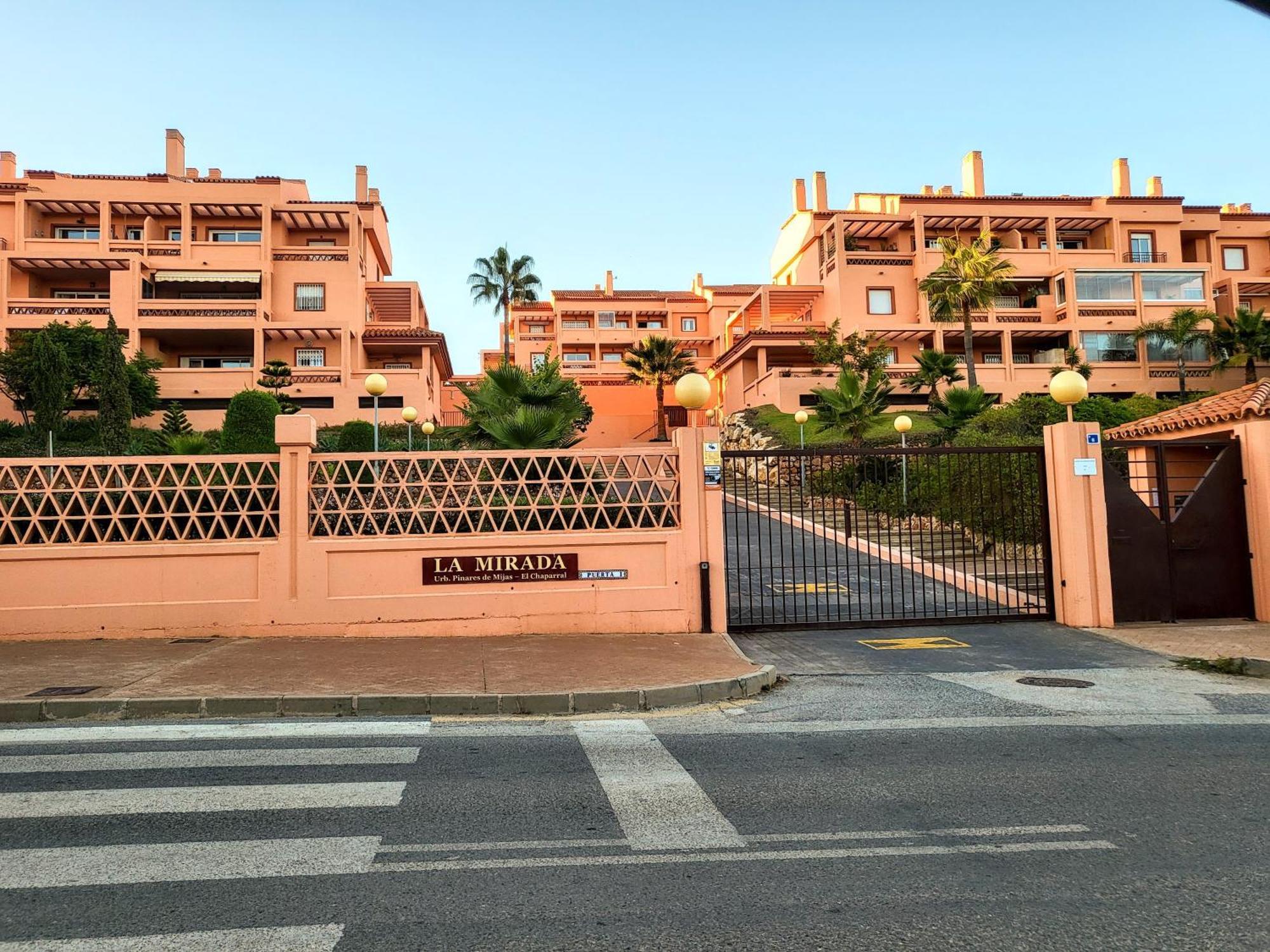 Spacious And Stylish Penthouse In Mijas El Faro Екстериор снимка
